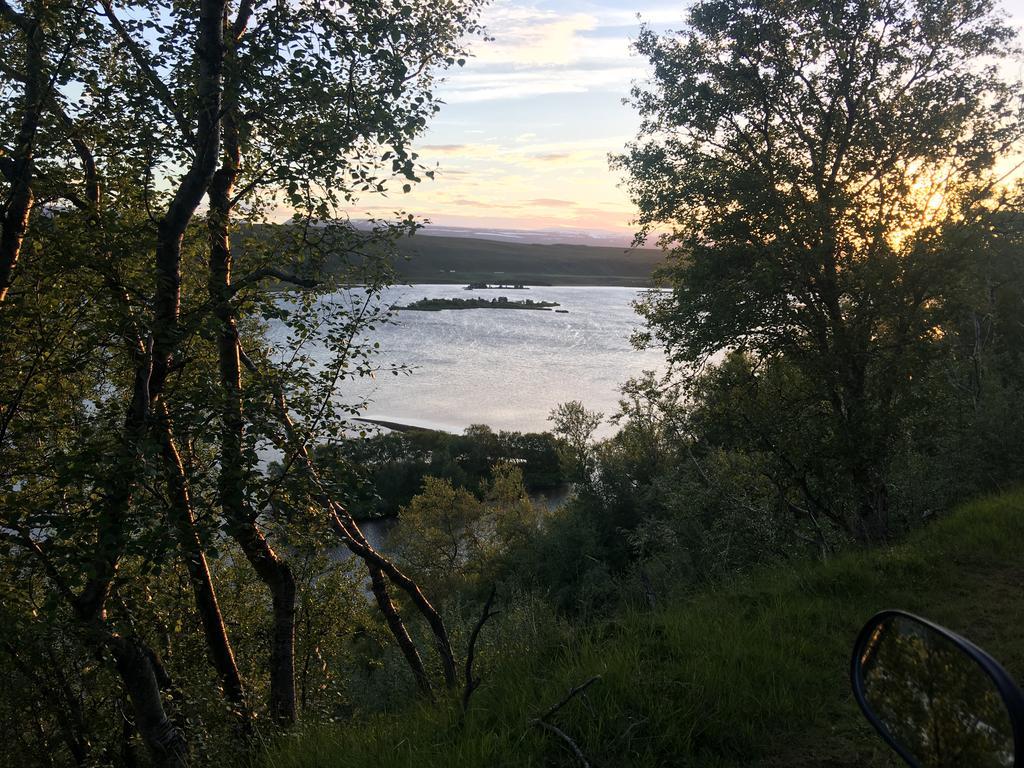 Vestmannsvatn Guesthouse Athaldalur Bagian luar foto