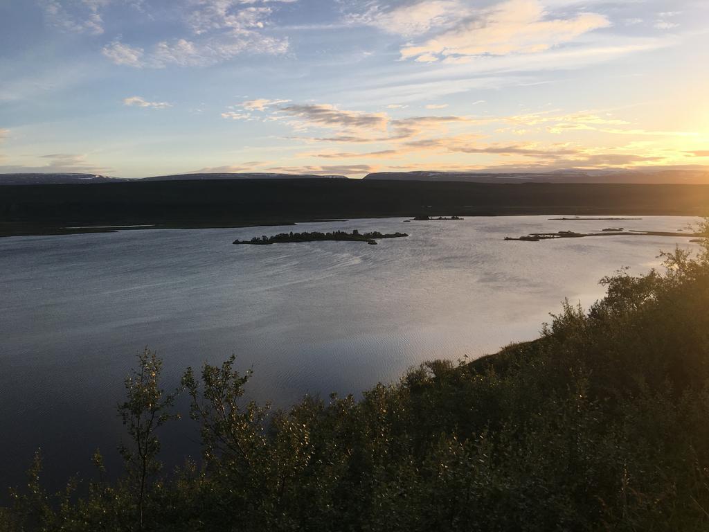 Vestmannsvatn Guesthouse Athaldalur Bagian luar foto