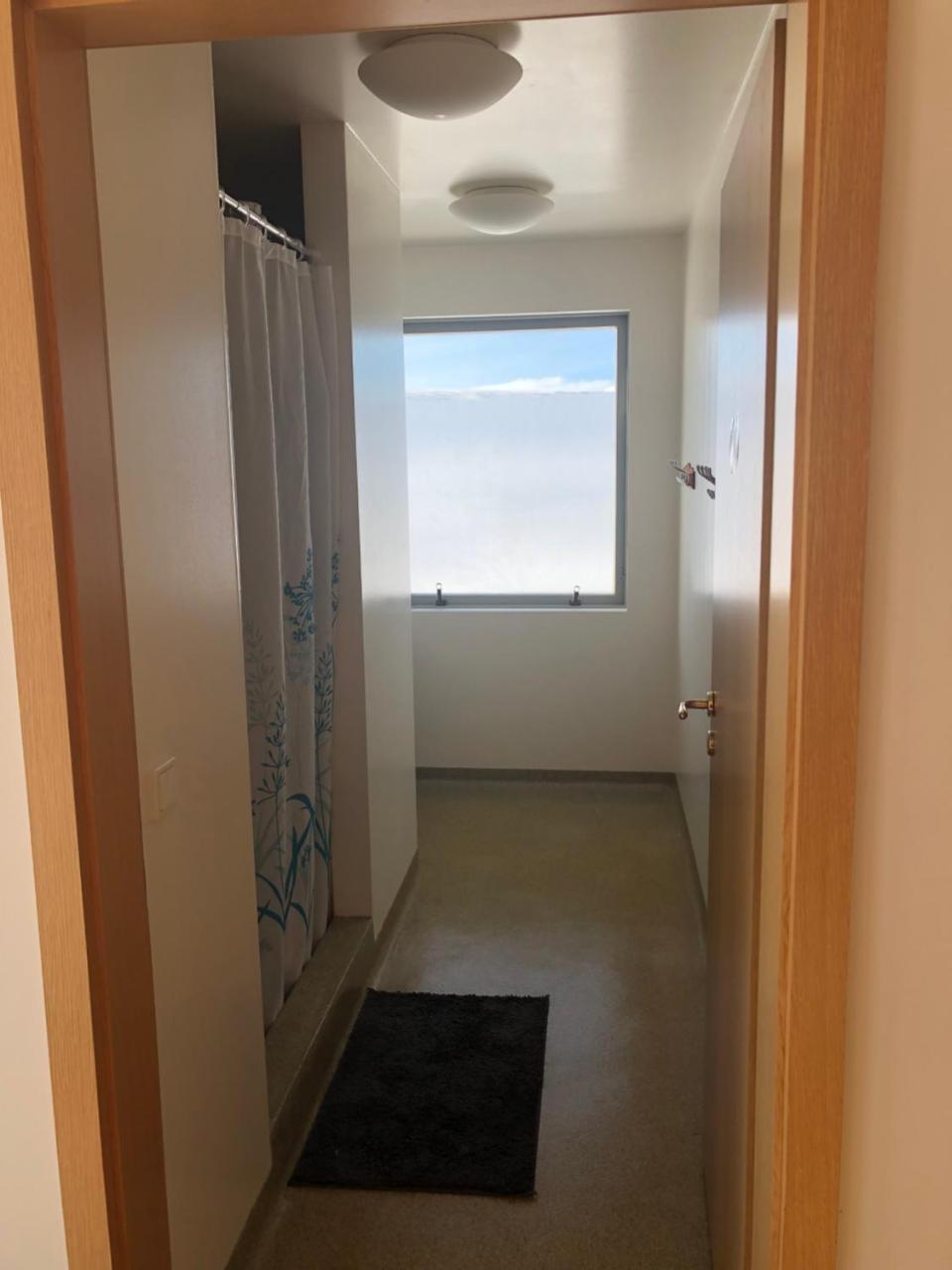 Vestmannsvatn Guesthouse Athaldalur Bagian luar foto