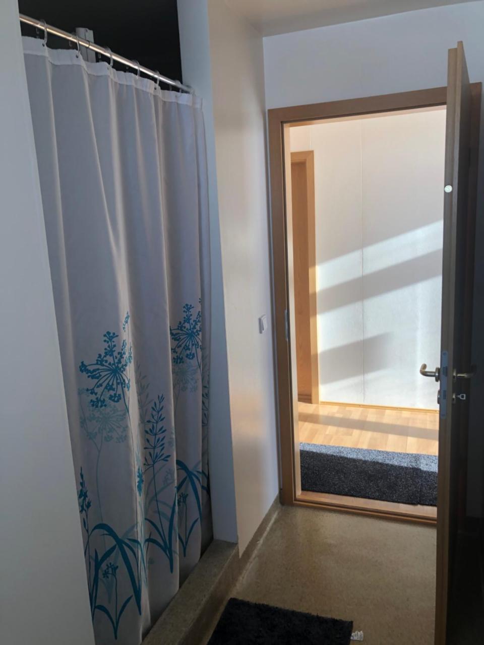 Vestmannsvatn Guesthouse Athaldalur Bagian luar foto